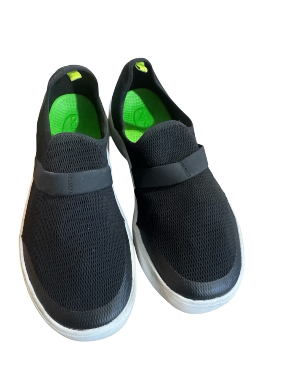 Oofos WOMEN'S OOMG EEZEE LOW SHOE - WHITE BLACK Comfort Recovery Slip-on 9.5